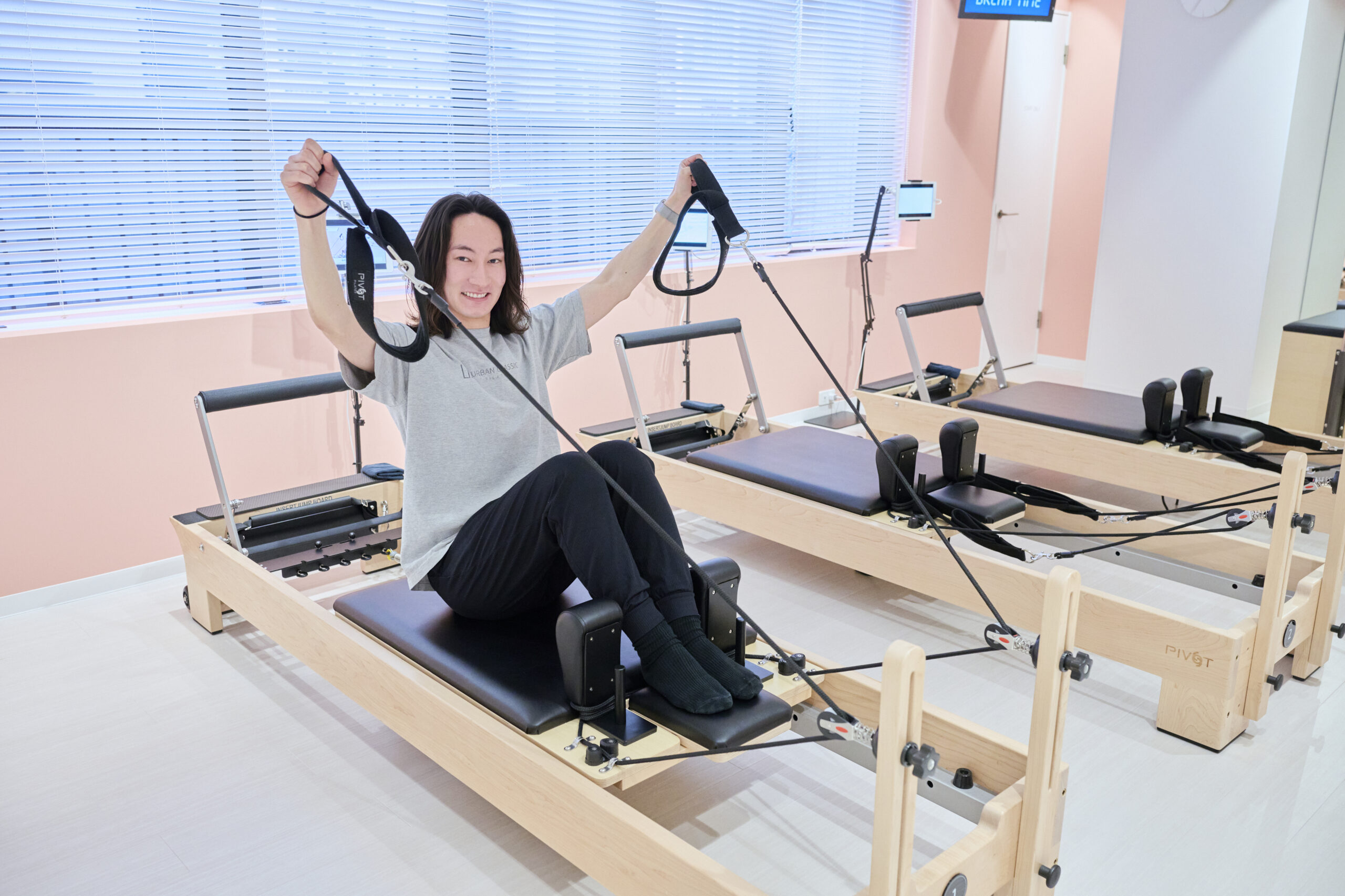 猫背改善の悩みを解決！　インストラクターが実体験で語る姿勢改善のメリット　マシンピラティススタジオ URBAN CLASSIC PILATES 川口