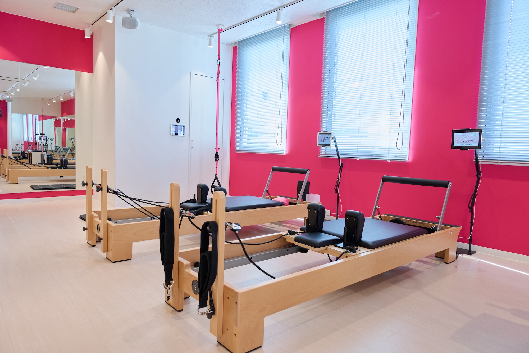 反り腰の悩みを解決！　URBAN CLASSIC PILATES 蒲田の元ダンサーで現役インストラクターが実感した姿勢改善4