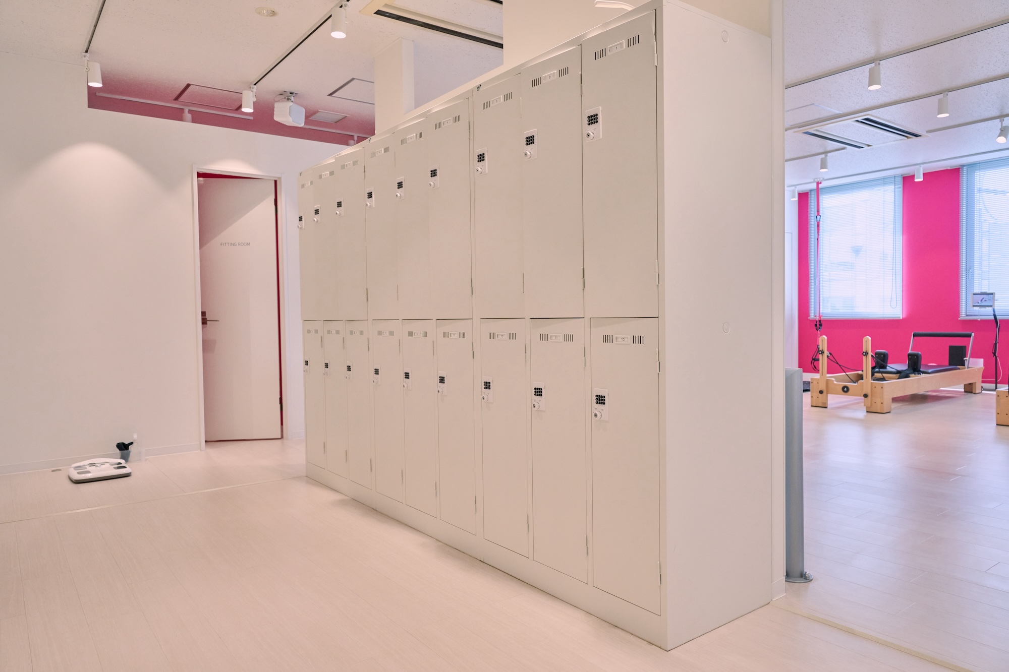 反り腰の悩みを解決！　URBAN CLASSIC PILATES 蒲田の元ダンサーで現役インストラクターが実感した姿勢改善5