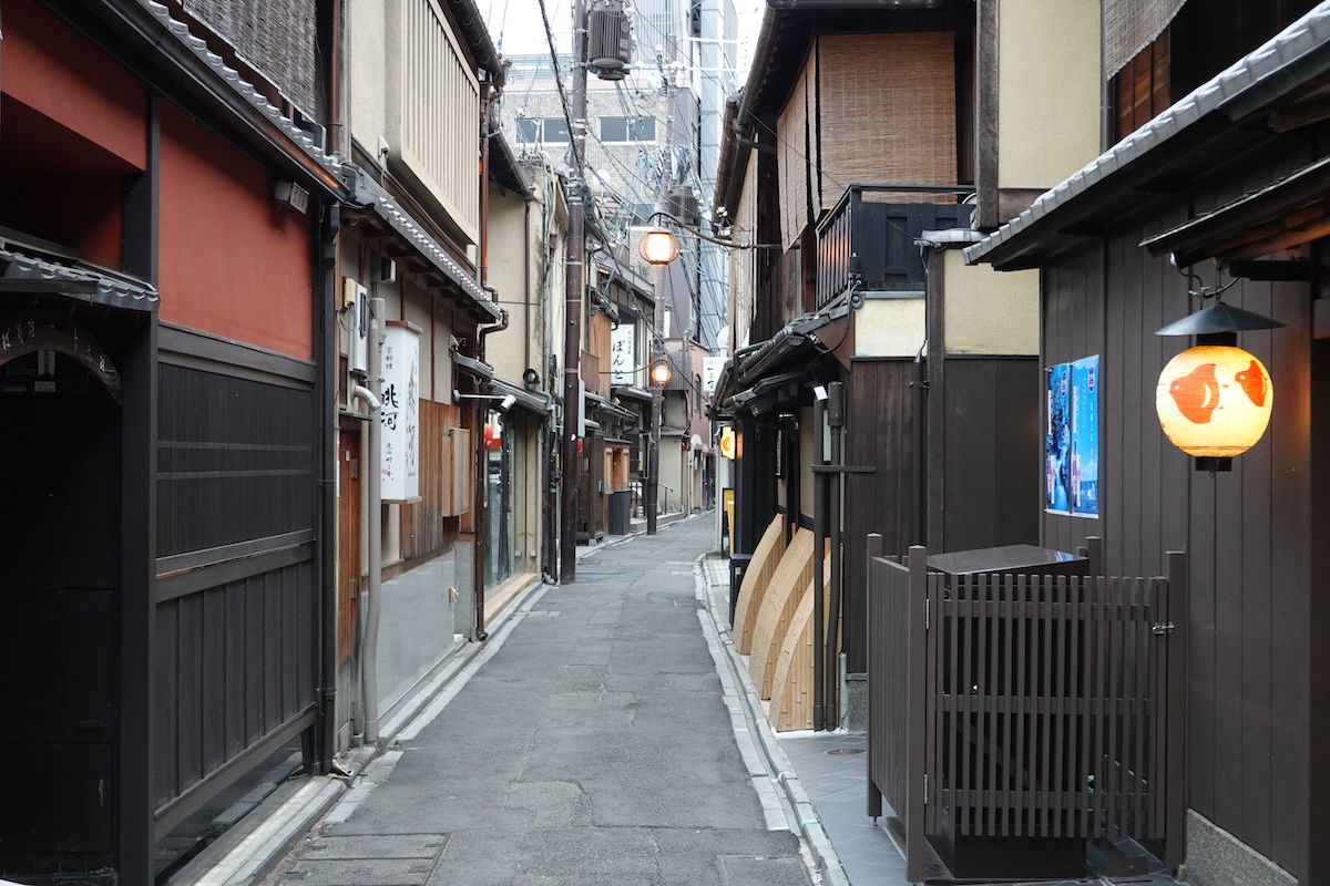 京都らしさは路地にある　四条河原町から歩く路地散策3